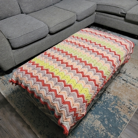 Vintage Hand Crocheted / Hand Knit Zig Zag Pattern Afghan 38'x44' - Picture 2 of 7